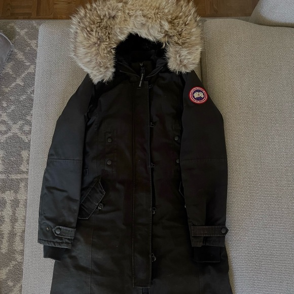 Canada Goose Jackets & Blazers - Canada Goose women’s kensington parka